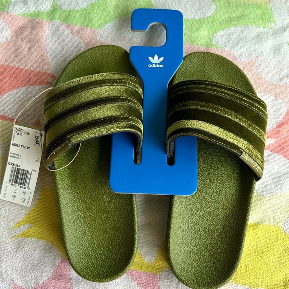 NWT. Green Adidas slides. Size 8.